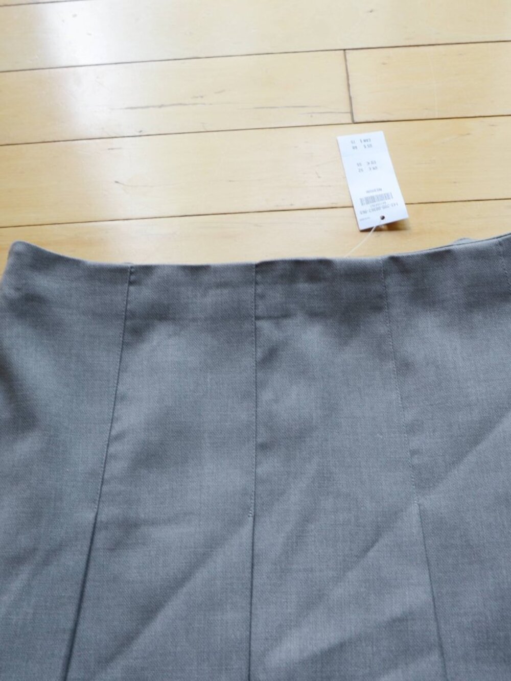 ABERCROMBIE + FITCH Mid Rise Pleated Mini Skort Size M NWT - Picture 4 of 10